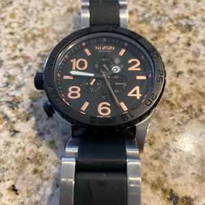 Nixon 51-30 needs battery!